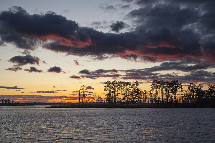 bwr-sundown-v2-zj0v8684