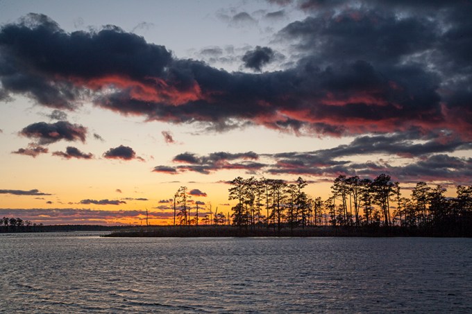 bwr-sundown-v2-zj0v8684