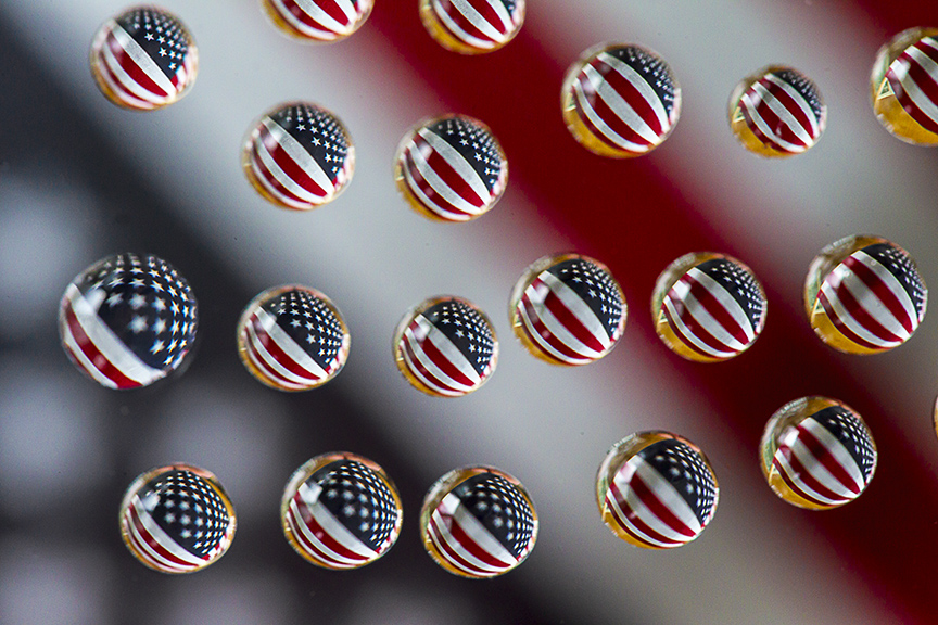 flag water drops_43G4227
